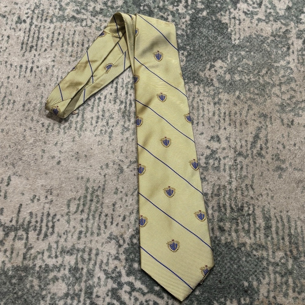 Vintage Chi Phi Fraternity Men's Silk Necktie YellowBlue Striped Gold Crest Logo